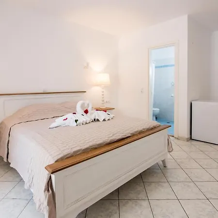 شقة فندقية Georgia Mare 3*